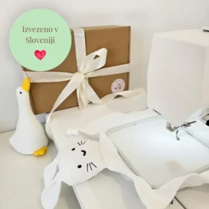 personalizirana ninica zajček z imenom dojenčka